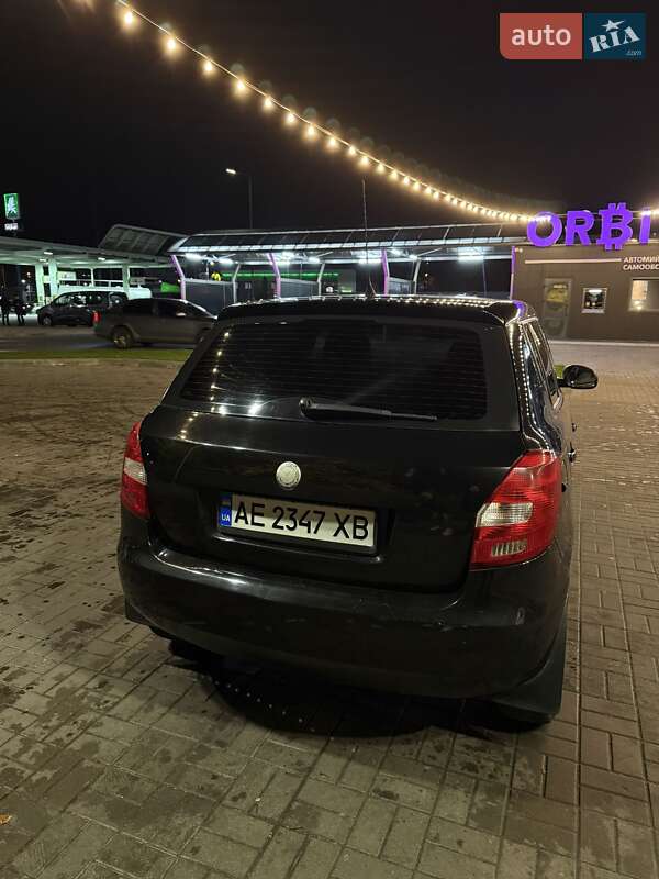 Хэтчбек Skoda Fabia 2008 в Днепре