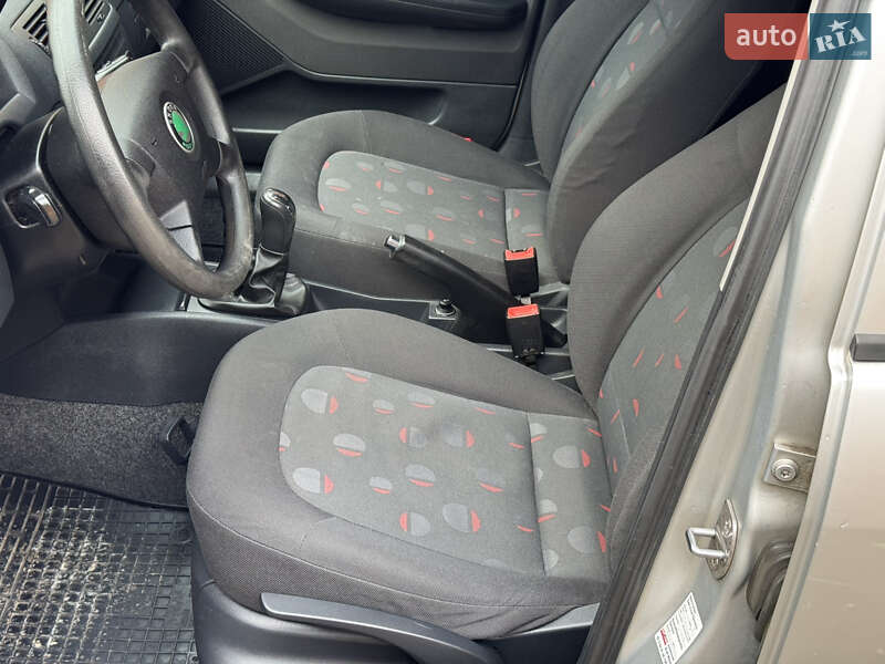 Універсал Skoda Fabia 2004 в Вінниці