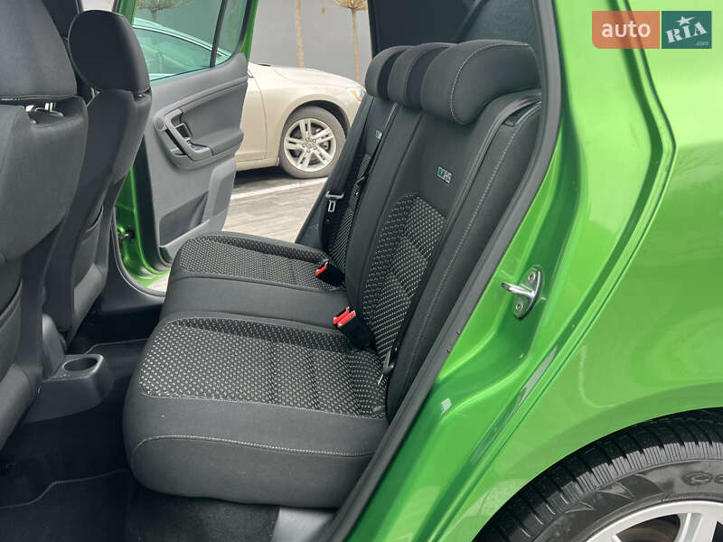 Хетчбек Skoda Fabia 2011 в Луцьку