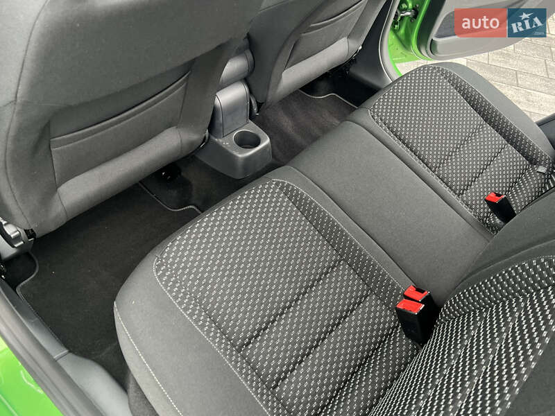 Хетчбек Skoda Fabia 2011 в Луцьку