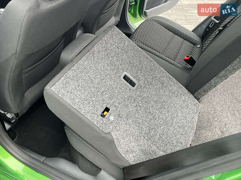 Хетчбек Skoda Fabia 2011 в Луцьку