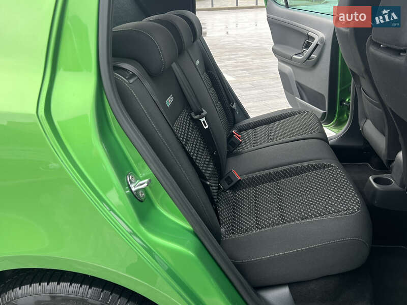 Хетчбек Skoda Fabia 2011 в Луцьку