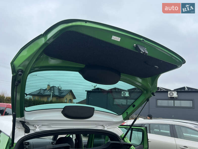 Хетчбек Skoda Fabia 2011 в Луцьку