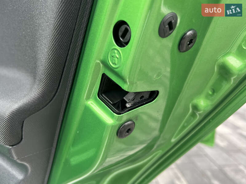 Хетчбек Skoda Fabia 2011 в Луцьку