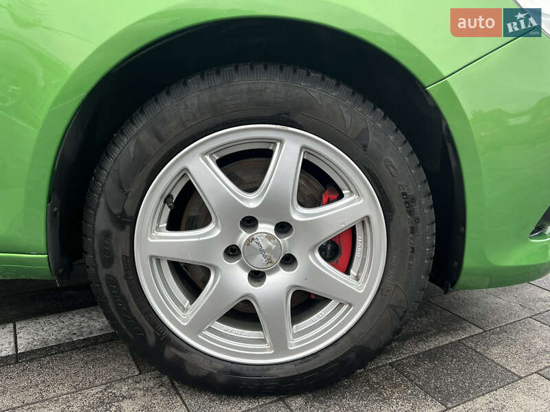 Хетчбек Skoda Fabia 2011 в Луцьку