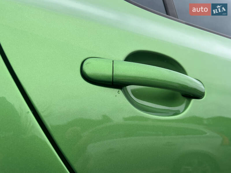 Хетчбек Skoda Fabia 2011 в Луцьку