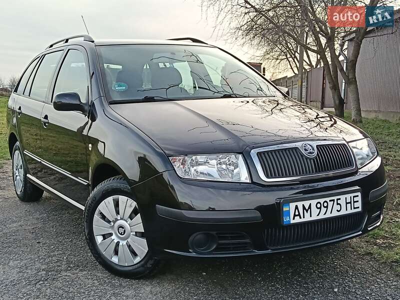 Универсал Skoda Fabia 2004 в Виннице