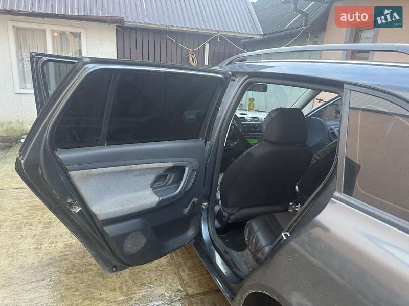 Универсал Skoda Fabia 2009 в Хусте