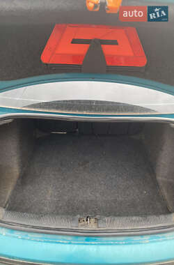 Седан Skoda Fabia 2002 в Тульчине