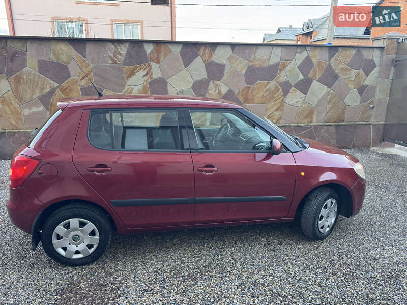 Хэтчбек Skoda Fabia 2008 в Ивано-Франковске