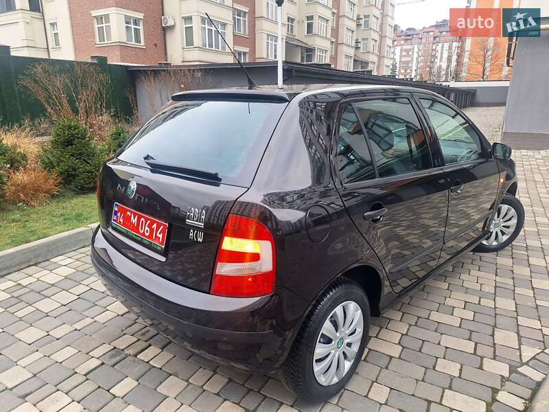 Хетчбек Skoda Fabia 2007 в Івано-Франківську