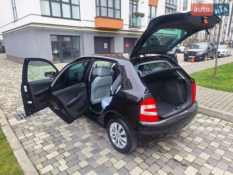 Хетчбек Skoda Fabia 2007 в Івано-Франківську