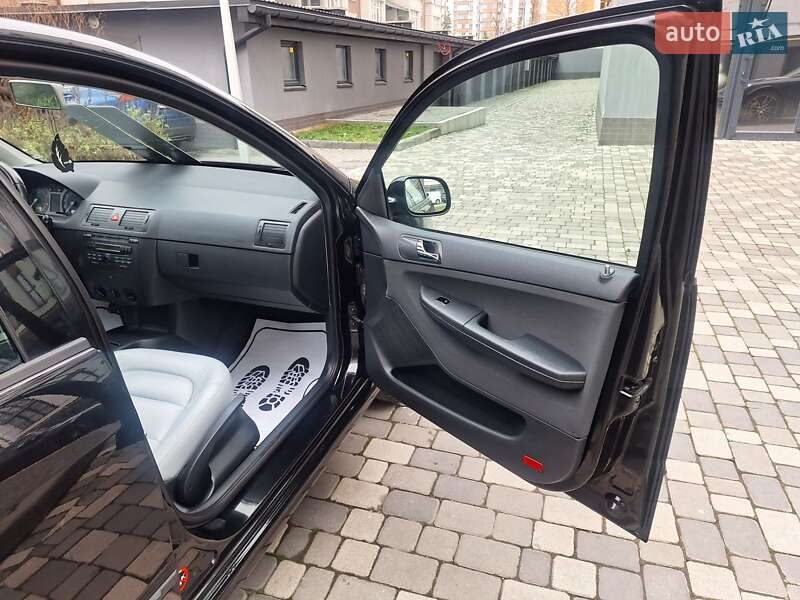 Хетчбек Skoda Fabia 2007 в Івано-Франківську