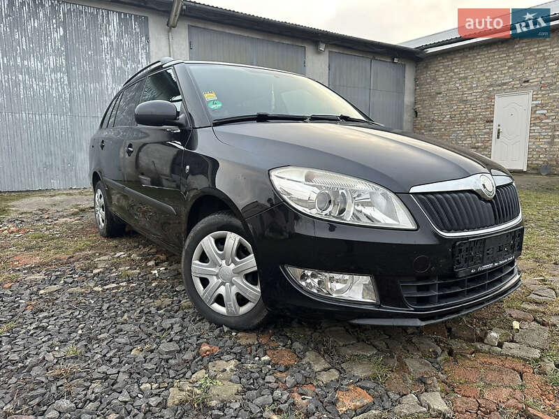 Универсал Skoda Fabia 2010 в Киверцах