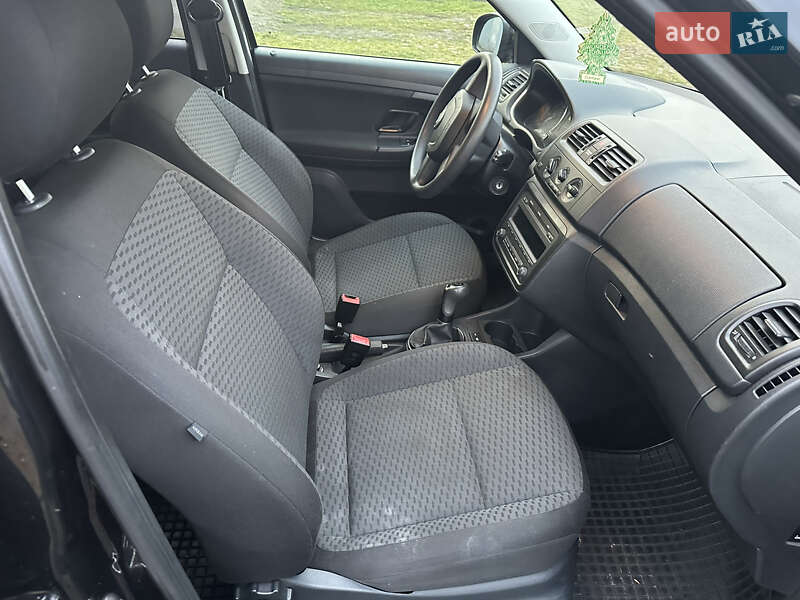 Универсал Skoda Fabia 2010 в Киверцах