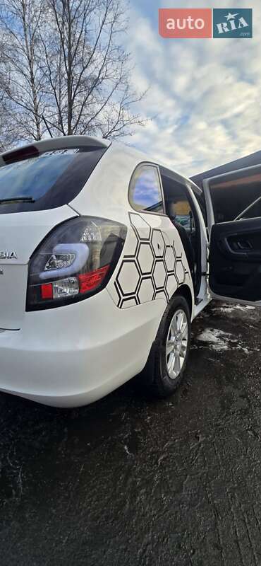 Універсал Skoda Fabia 2012 в Понінці фото 30 Універсал Skoda Fabia 2012 в Понінці