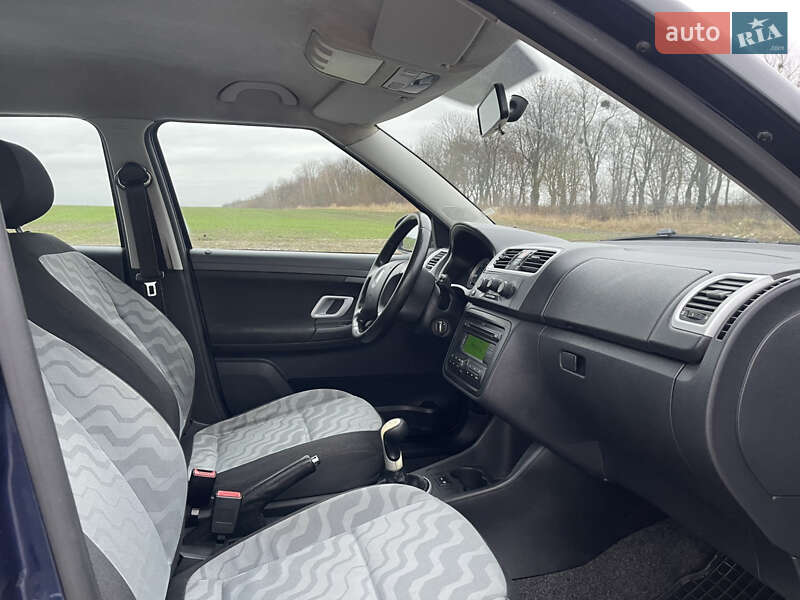 Універсал Skoda Fabia 2009 в Львові