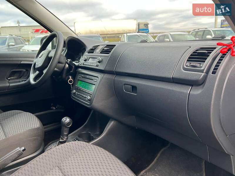 Універсал Skoda Fabia 2010 в Львові