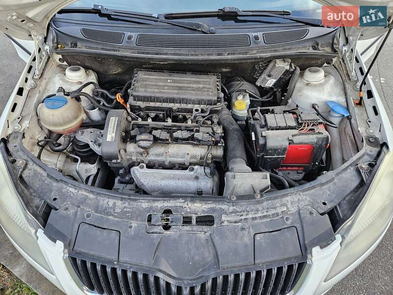 Хетчбек Skoda Fabia 2008 в Івано-Франківську