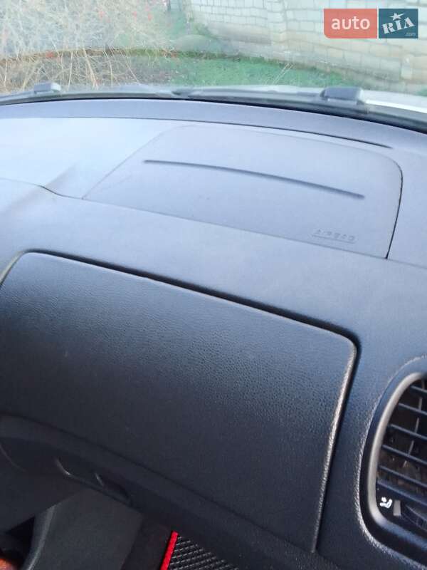 Хэтчбек Skoda Fabia 2011 в Николаеве