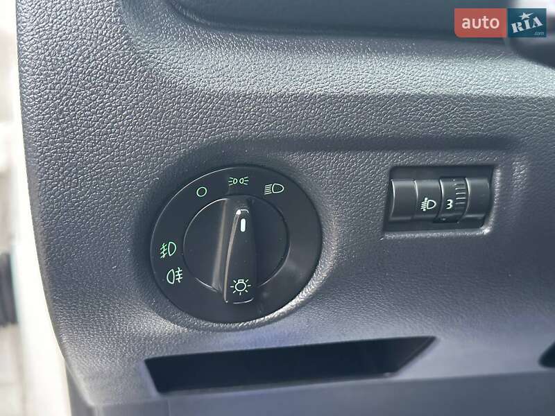 Універсал Skoda Fabia 2012 в Одесі