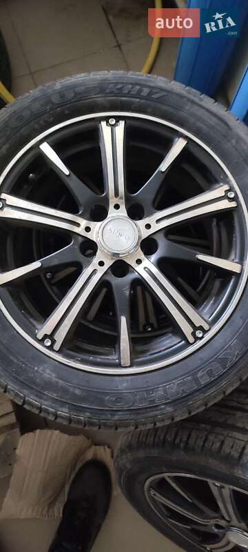 Хетчбек Skoda Fabia 2004 в Кропивницькому