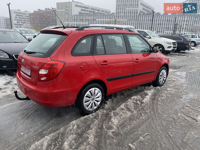 Универсал Skoda Fabia 2008 в Львове