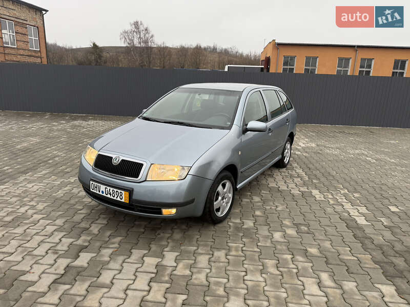 Універсал Skoda Fabia 2004 в Нововолинську