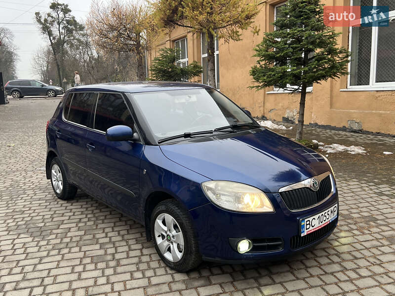 Хэтчбек Skoda Fabia 2007 в Львове