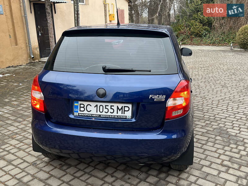 Хэтчбек Skoda Fabia 2007 в Львове
