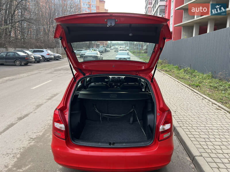 Універсал Skoda Fabia 2010 в Чернівцях фото 35 Універсал Skoda Fabia 2010 в Чернівцях