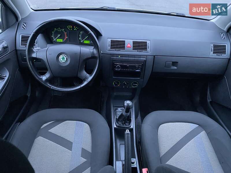Универсал Skoda Fabia 2006 в Полтаве