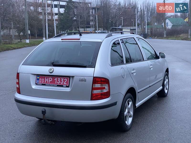 Универсал Skoda Fabia 2006 в Полтаве