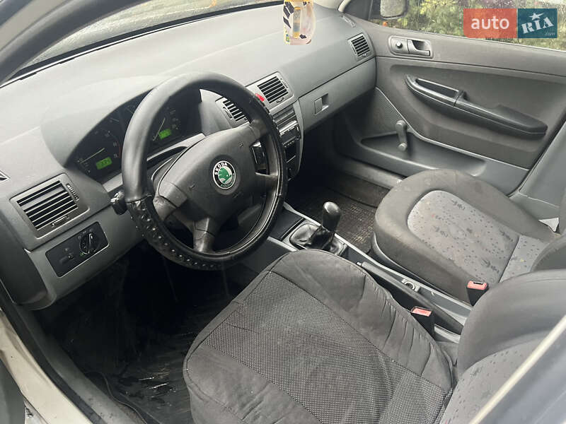Універсал Skoda Fabia 2003 в Білій Церкві