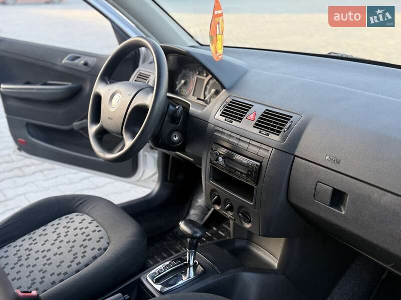 Универсал Skoda Fabia 2006 в Тернополе