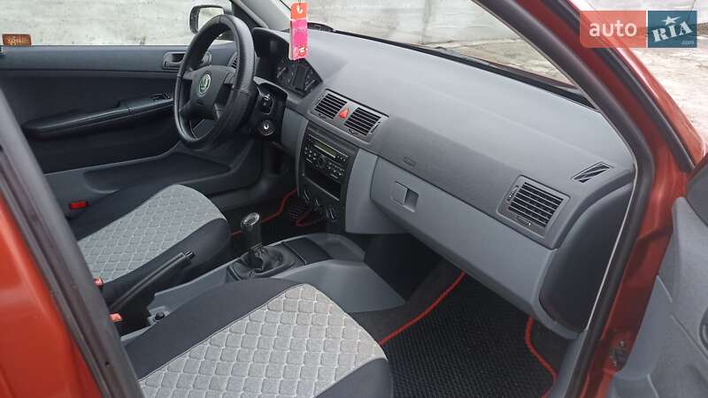 Універсал Skoda Fabia 2003 в Прилуках фото 6 Універсал Skoda Fabia 2003 в Прилуках