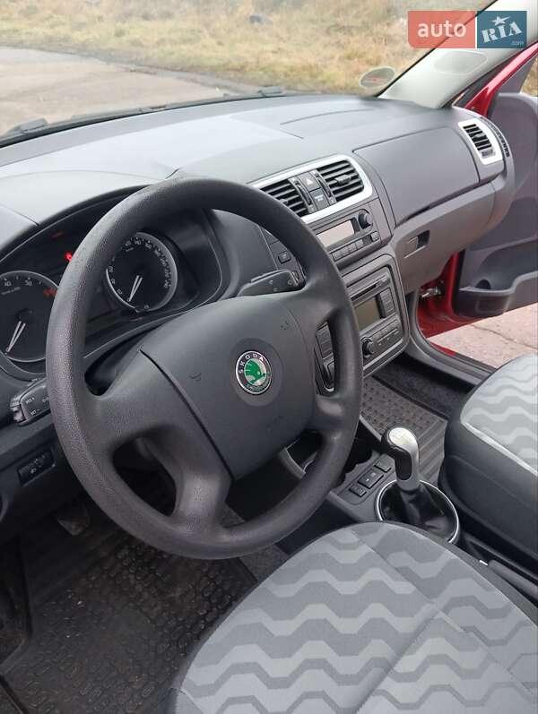 Универсал Skoda Fabia 2010 в Полтаве