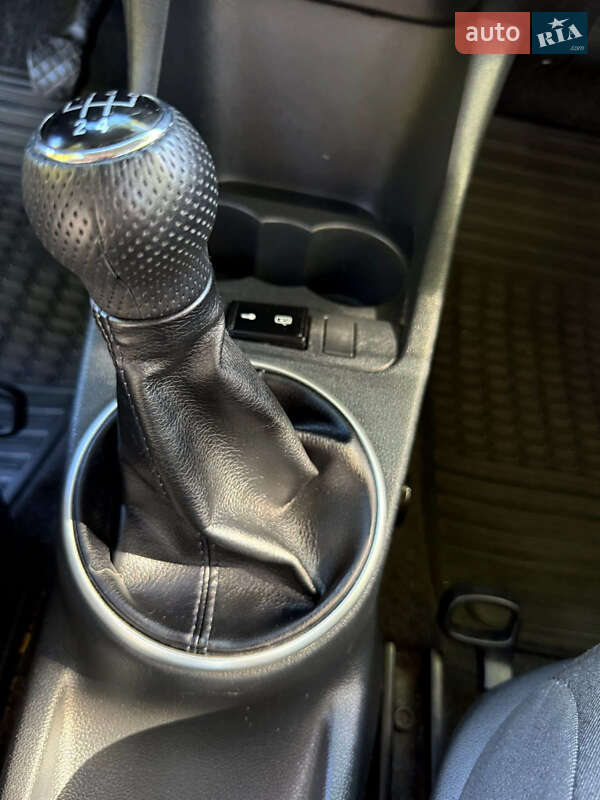 Хэтчбек Skoda Fabia 2012 в Сваляве фото 10 Хэтчбек Skoda Fabia 2012 в Сваляве