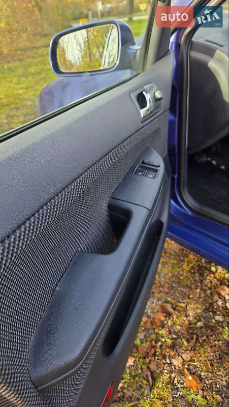 Хэтчбек Skoda Fabia 2007 в Каменском