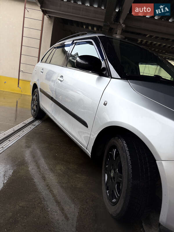 Универсал Skoda Fabia 2009 в Виннице