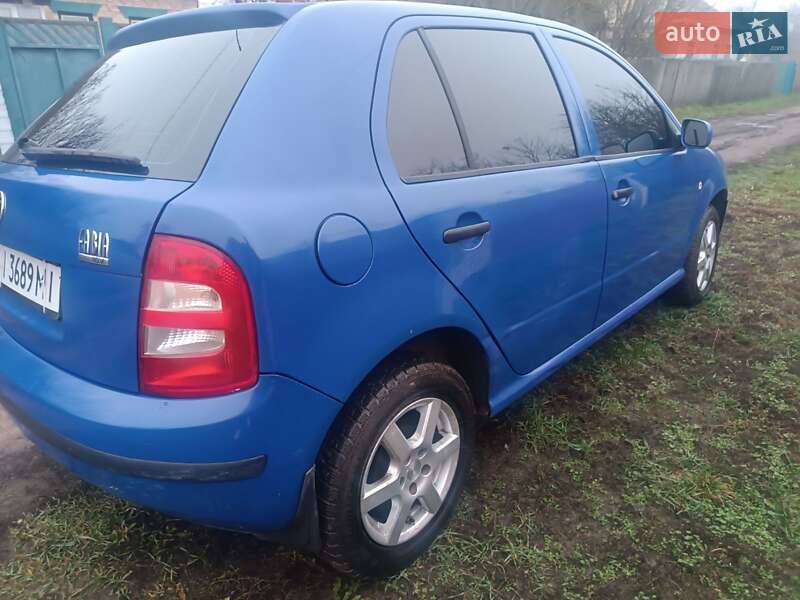 Хэтчбек Skoda Fabia 2005 в Киеве