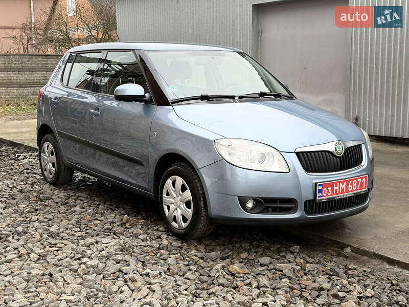 Хетчбек Skoda Fabia 2010 в Луцьку фото 8 Хетчбек Skoda Fabia 2010 в Луцьку