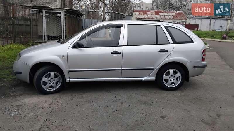 Универсал Skoda Fabia 2002 в Николаеве фото 3 Универсал Skoda Fabia 2002 в Николаеве