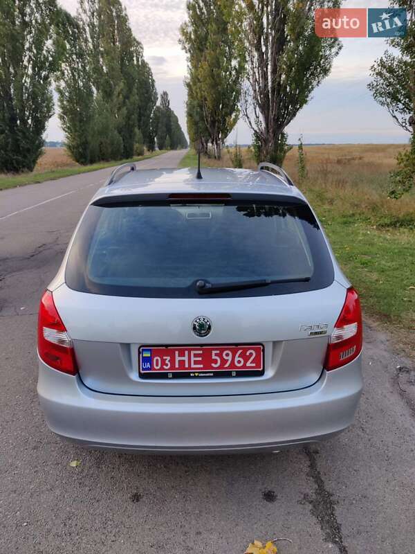 Універсал Skoda Fabia 2010 в Баришівка