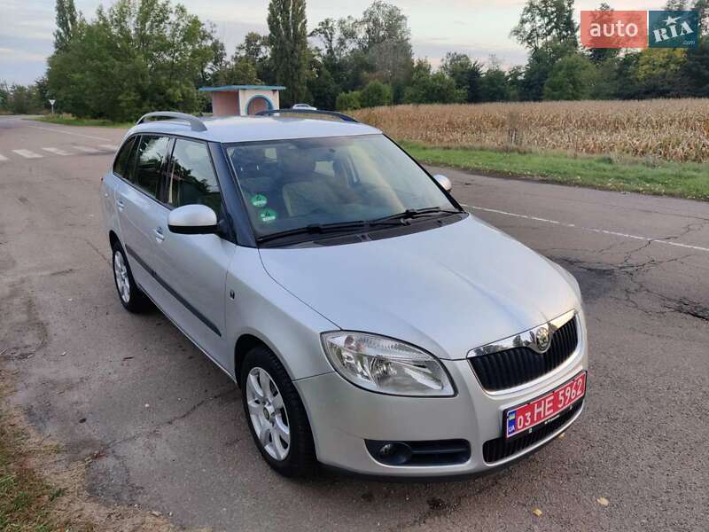 Універсал Skoda Fabia 2010 в Баришівка