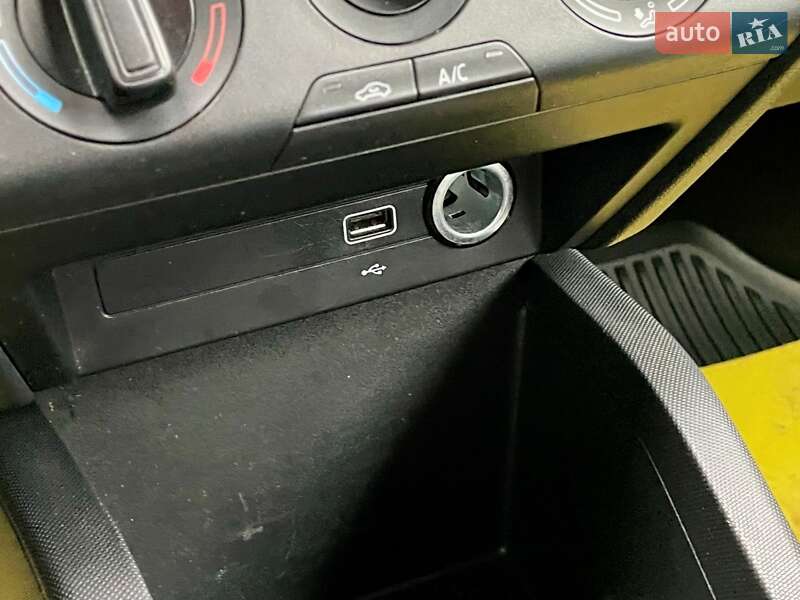 Универсал Skoda Fabia 2021 в Киеве