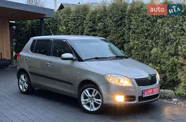 Хэтчбек Skoda Fabia 2008 в Дубно