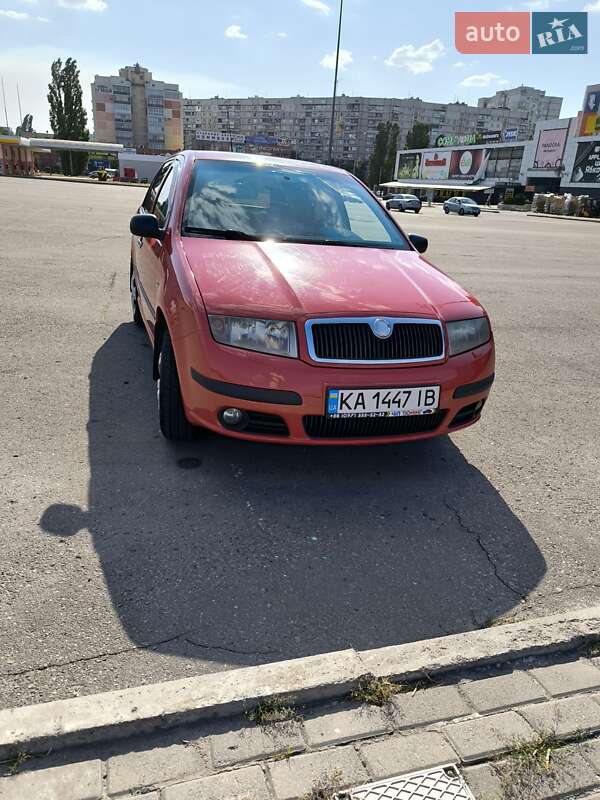 Хэтчбек Skoda Fabia 2006 в Харькове