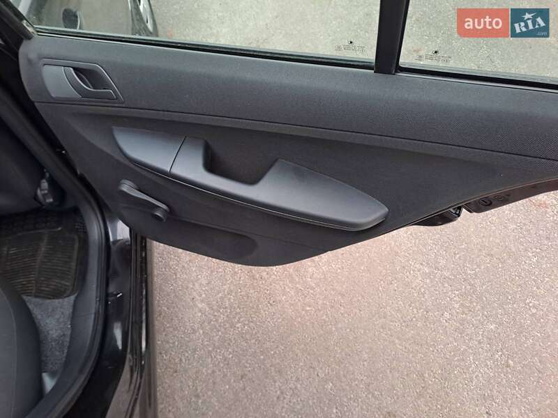 Універсал Skoda Fabia 2006 в Решетилівці фото 16 Універсал Skoda Fabia 2006 в Решетилівці