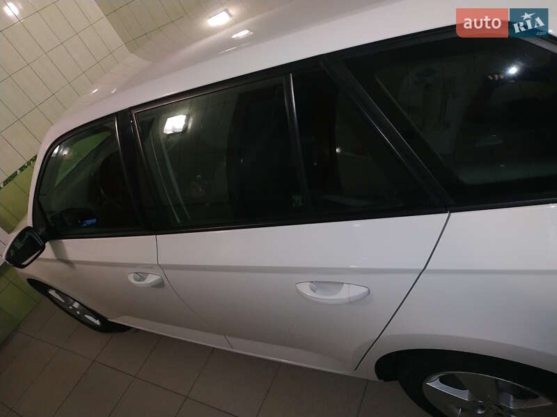 Универсал Skoda Fabia 2016 в Южноукраинске